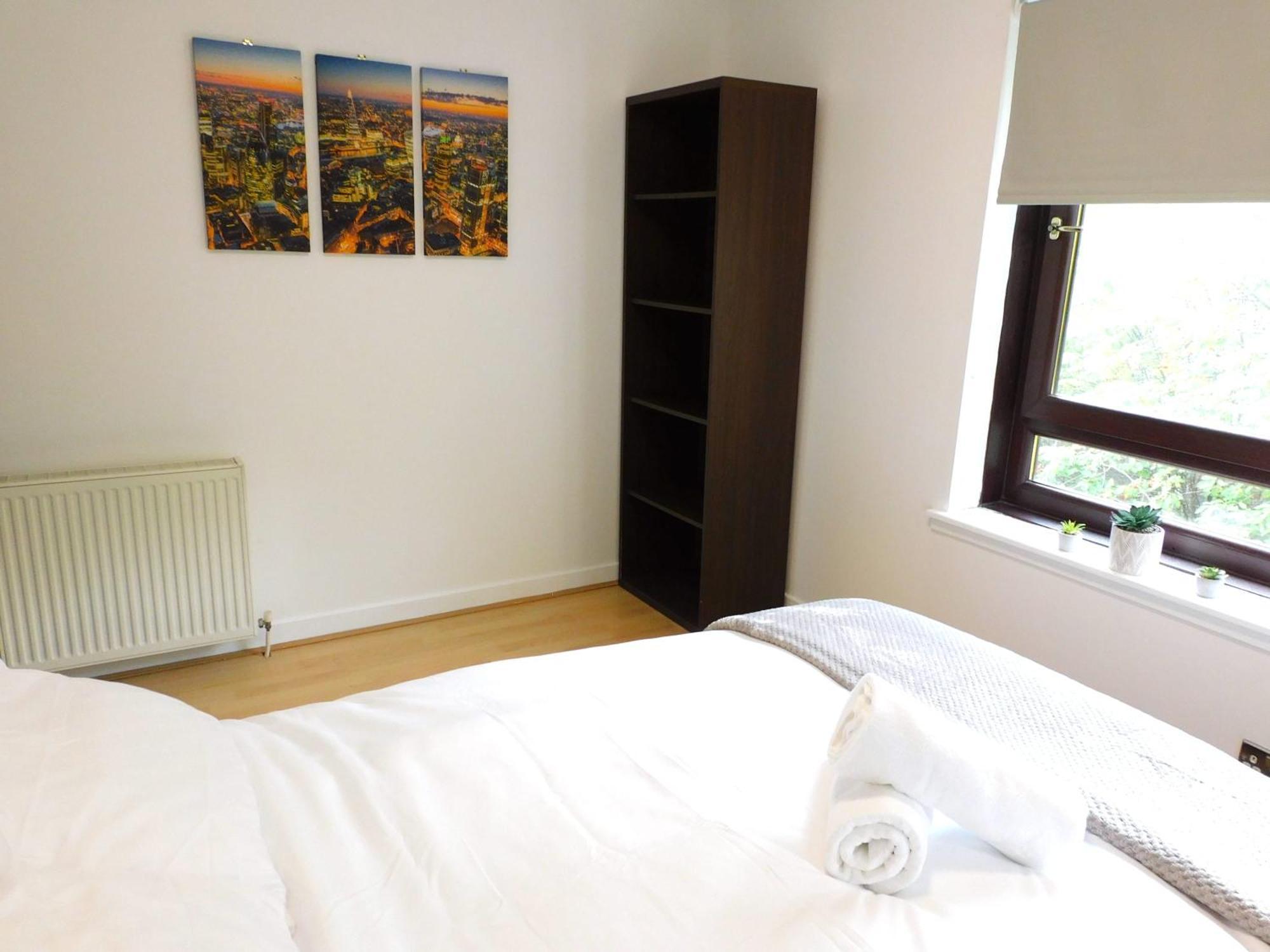 Charming 2 Bed Close To And Sec Hydro Appartement Glasgow